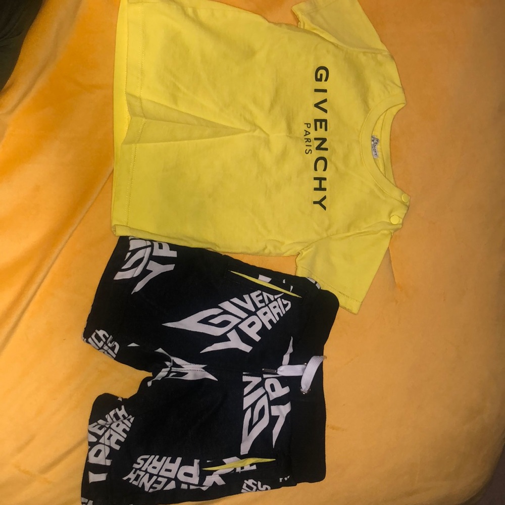 Givenchy Toddler Short Set